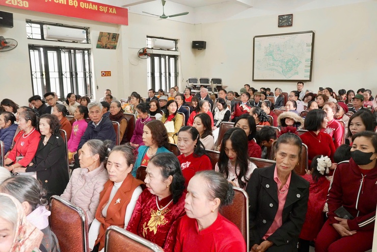 CÁC THÔN TRÊN ĐỊA BÀN XÃ THIÊN LỘC TỔ CHỨC MỪNG THỌ CÁC CỤ CAO NIÊN NHÂN DỊP XUÂN BÍNH NGỌ 2026 – NÉT ĐẸP TRUYỀN THỐNG "KÍNH LÃO TRỌNG THỌ"- Ảnh 12.