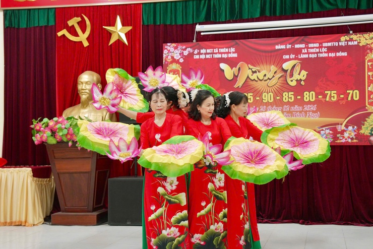 CÁC THÔN TRÊN ĐỊA BÀN XÃ THIÊN LỘC TỔ CHỨC MỪNG THỌ CÁC CỤ CAO NIÊN NHÂN DỊP XUÂN BÍNH NGỌ 2026 – NÉT ĐẸP TRUYỀN THỐNG "KÍNH LÃO TRỌNG THỌ"- Ảnh 15.