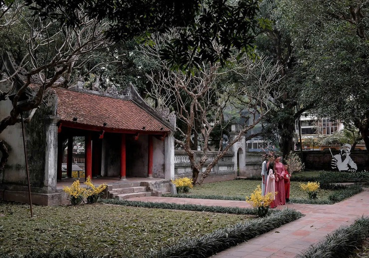 Dự báo thời tiết Hà Nội ngày 22/2: Có mưa rải rác, sáng sớm có sương mù nhẹ- Ảnh 1.