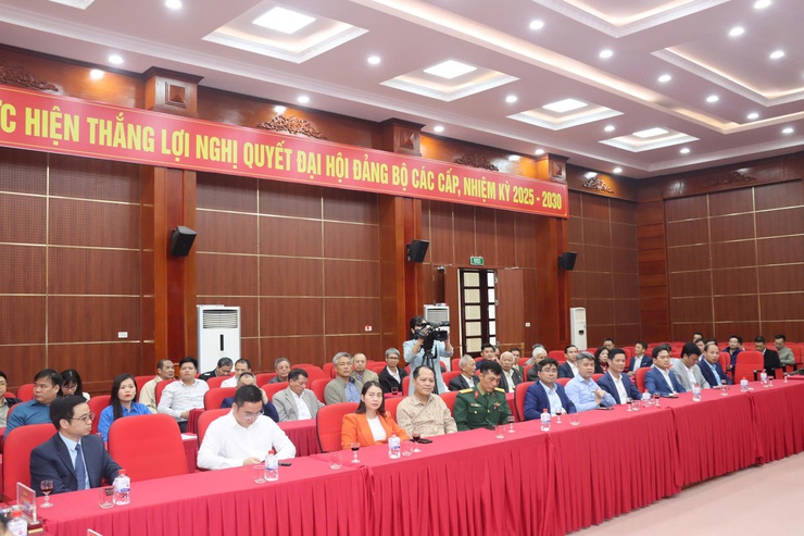 Xã Phú Xuyên: Gặp mặt đầu xuân Bính Ngọ 2026, phát động Tết trồng cây “Đời đời nhớ ơn Bác Hồ vĩ đại”- Ảnh 3.