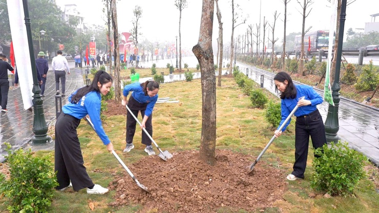 Xã Thiên Lộc tổ chức Lễ phát động Tết trồng cây "Đời đời nhớ ơn Bác Hồ" Xuân Bính Ngọ 2026- Ảnh 12.