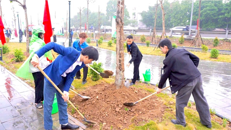 Xã Thiên Lộc tổ chức Lễ phát động Tết trồng cây "Đời đời nhớ ơn Bác Hồ" Xuân Bính Ngọ 2026- Ảnh 13.