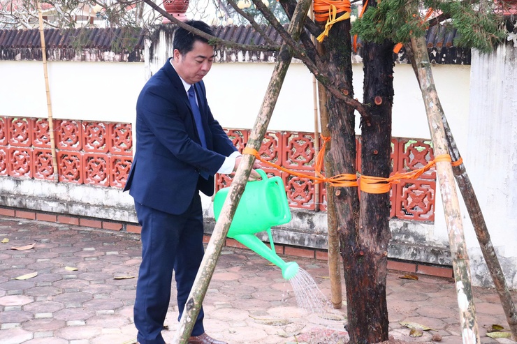 Xã Hòa Phú: Tổ chức Lễ phát động "Tết trồng cây đời đời nhớ ơn Bác Hồ" Xuân Bính Ngọ 2026.

- Ảnh 13.