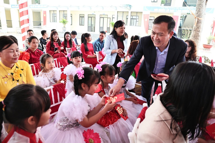 Hòa Xá phát động “Tết trồng cây đời đời nhớ ơn Bác Hồ” Xuân Bính Ngọ 2026- Ảnh 5.