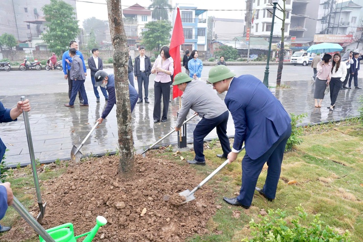 Xã Thiên Lộc tổ chức Lễ phát động Tết trồng cây "Đời đời nhớ ơn Bác Hồ" Xuân Bính Ngọ 2026- Ảnh 10.