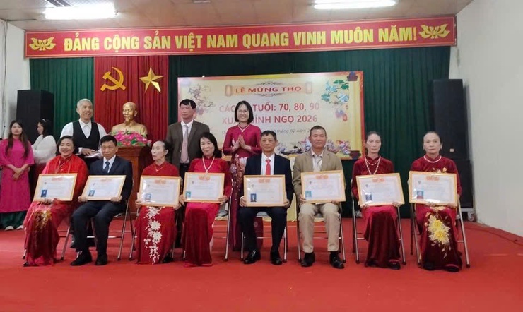 CÁC THÔN TRÊN ĐỊA BÀN XÃ THIÊN LỘC TỔ CHỨC MỪNG THỌ CÁC CỤ CAO NIÊN NHÂN DỊP XUÂN BÍNH NGỌ 2026 – NÉT ĐẸP TRUYỀN THỐNG "KÍNH LÃO TRỌNG THỌ"- Ảnh 9.