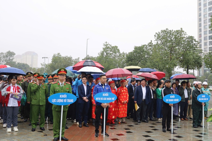 Phường Tây Hồ tổ chức Lễ phát động Tết trồng cây "Đời đời nhớ ơn Bác Hồ" Xuân Bính Ngọ 2026- Ảnh 1.