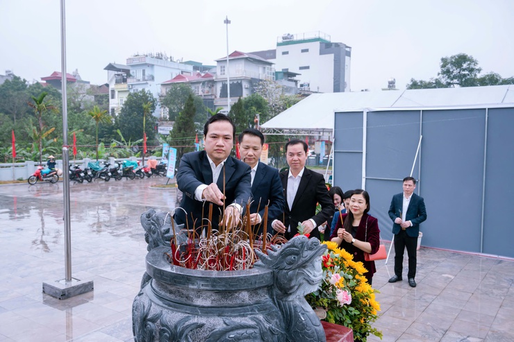 PHƯỜNG ĐÔNG NGẠC TỔ CHỨC LỄ PHÁT ĐỘNG TẾT TRỒNG CÂY “ĐỜI ĐỜI NHỚ ƠN BÁC HỒ” XUÂN BÍNH NGỌ NĂM 2026- Ảnh 2.