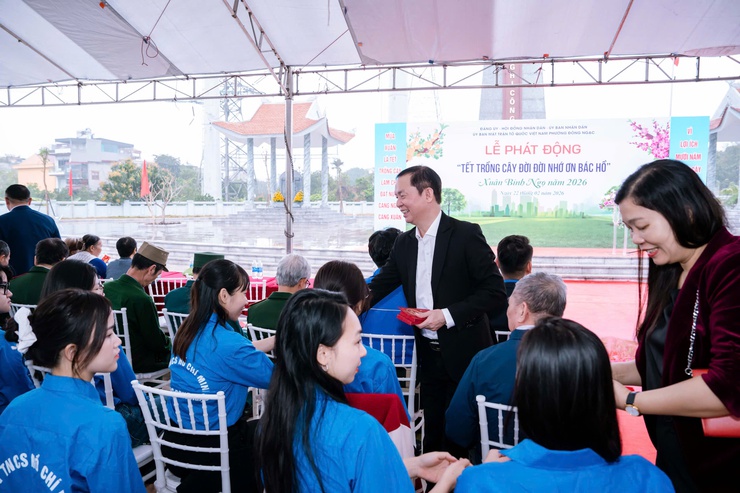 PHƯỜNG ĐÔNG NGẠC TỔ CHỨC LỄ PHÁT ĐỘNG TẾT TRỒNG CÂY “ĐỜI ĐỜI NHỚ ƠN BÁC HỒ” XUÂN BÍNH NGỌ NĂM 2026- Ảnh 11.