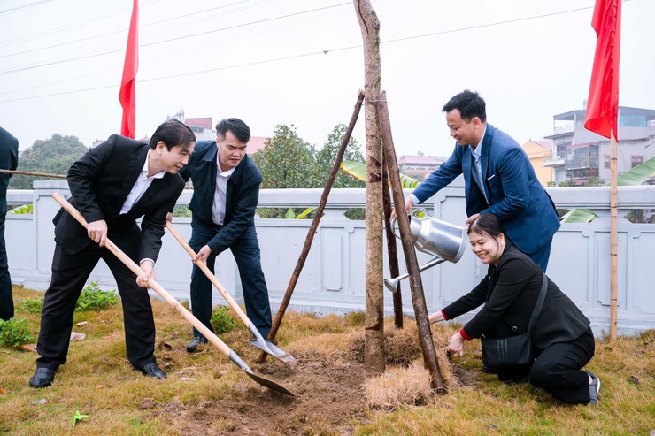PHƯỜNG ĐÔNG NGẠC TỔ CHỨC LỄ PHÁT ĐỘNG TẾT TRỒNG CÂY “ĐỜI ĐỜI NHỚ ƠN BÁC HỒ” XUÂN BÍNH NGỌ NĂM 2026- Ảnh 15.