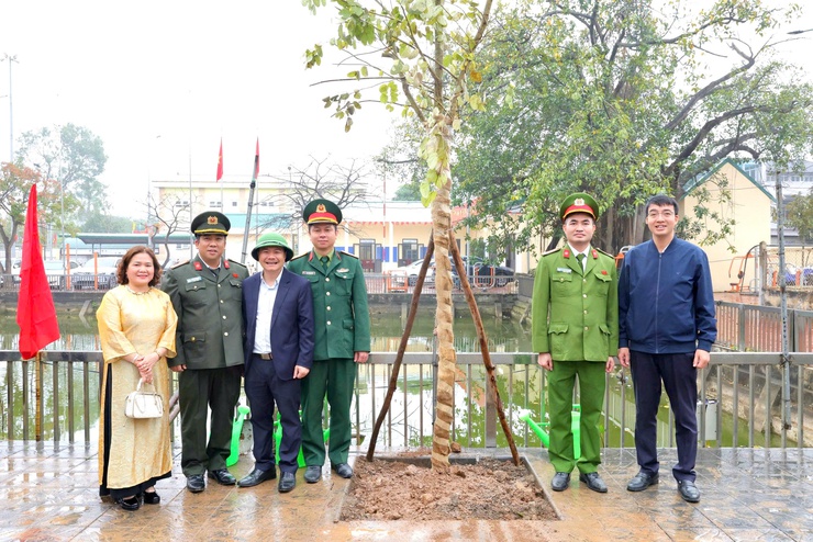 XÃ THƯ LÂM LONG TRỌNG TỔ CHỨC LỄ PHÁT ĐỘNG “TẾT TRỒNG CÂY ĐỜI ĐỜI NHỚ ƠN BÁC HỒ” XUÂN BÍNH NGỌ 2026- Ảnh 17.