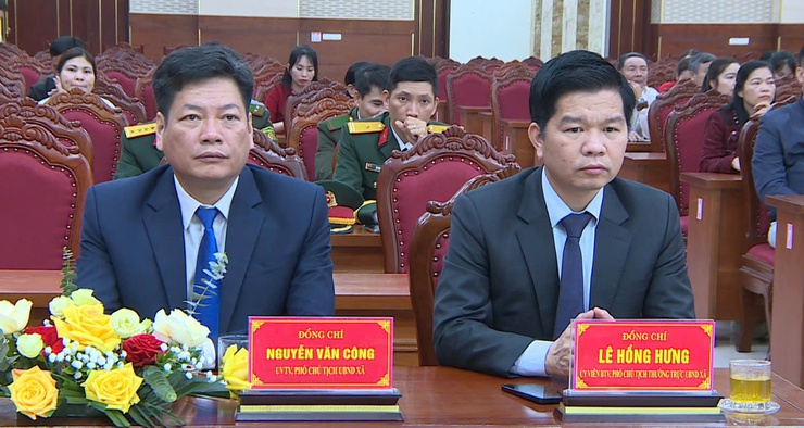 LAN TỎA TINH THẦN "TẾT TRỒNG CÂY ĐỜI ĐỜI NHỚ ƠN BÁC HỒ" TẠI XÃ PHÚC THỌ- Ảnh 4.