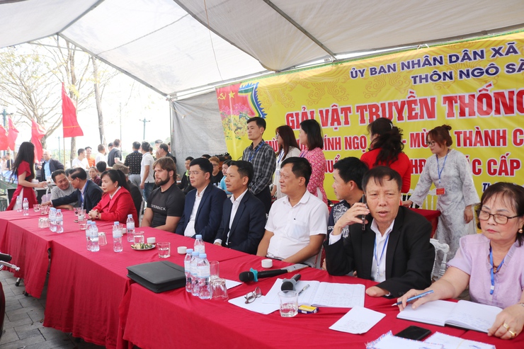 Rực lửa sới vật Ngô Sài – Âm vang truyền thống đầu Xuân- Ảnh 1.