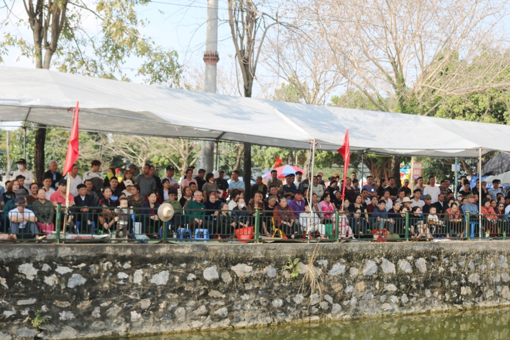 Rực lửa sới vật Ngô Sài – Âm vang truyền thống đầu Xuân- Ảnh 2.