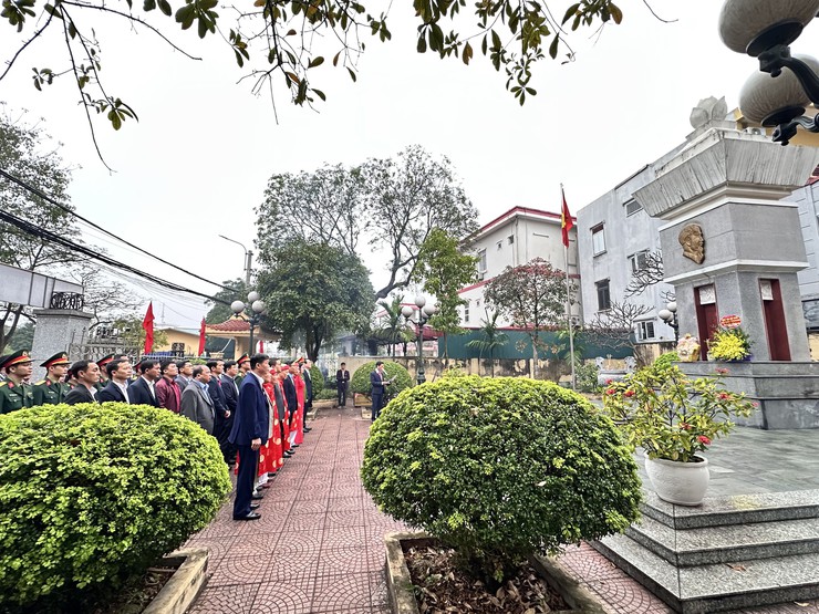 XÃ ĐẠI THANH: LỄ PHÁT ĐỘNG TẾT TRỒNG CÂY XUÂN BÍNH NGỌ 2026 - KHỞI CÔNG TUYẾN ĐƯỜNG LIÊN XÃ THANH LIỆT - TAM HIỆP - TT VĂN ĐIỂN- Ảnh 6.
