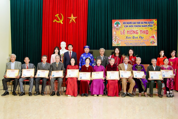 Mừng thọ đầu Xuân - nét đẹp truyền thống của dân tộc Việt Nam- Ảnh 4.