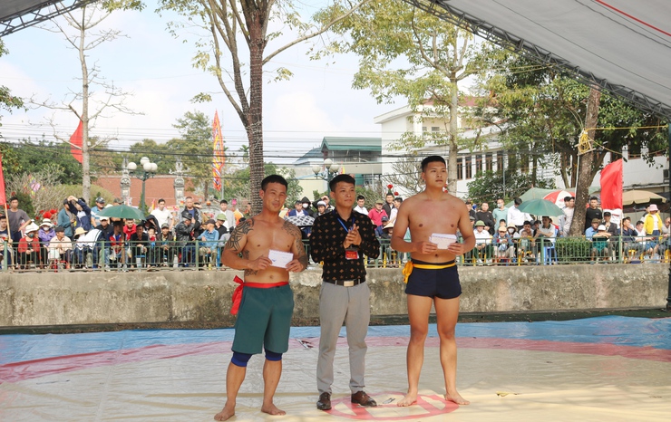 Rực lửa sới vật Ngô Sài – Âm vang truyền thống đầu Xuân- Ảnh 12.