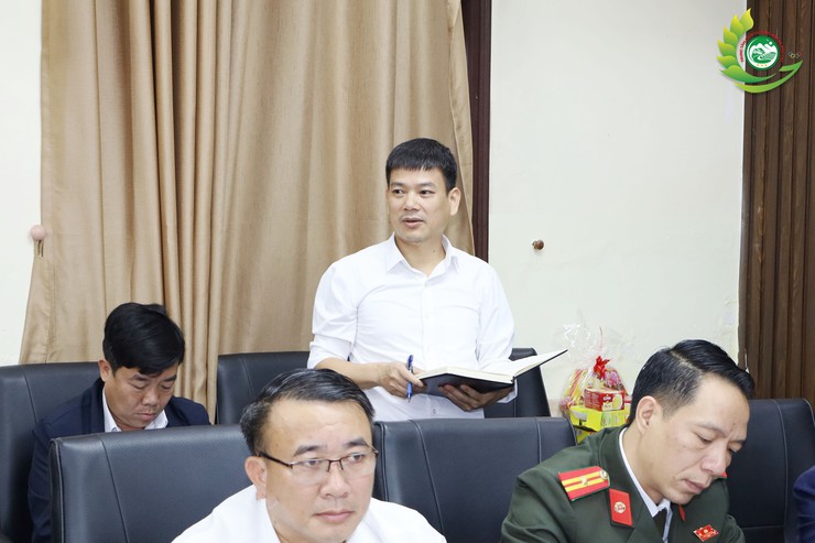 Họp tập thể UBND xã, thống nhất nhiệm vụ trước, trong và sau tết nguyên đán- Ảnh 7.