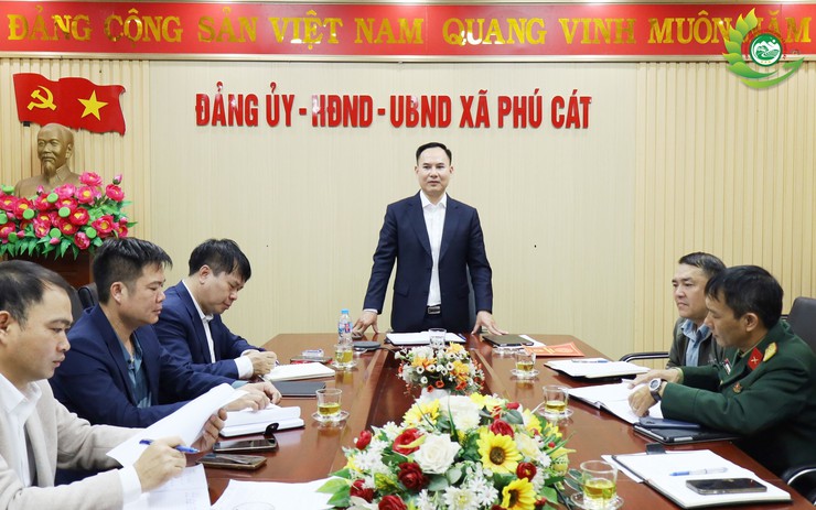 Họp tập thể UBND xã, thống nhất nhiệm vụ trước, trong và sau tết nguyên đán- Ảnh 8.