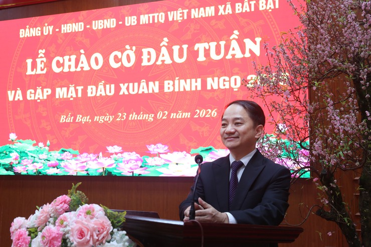 Đảng ủy - HĐND - UBND - UB MTTQ Việt Nam xã Bất Bạt tổ chức lễ chào cờ và gặp mặt đầu xuân Bính Ngọ 2026: khí thế mới, quyết tâm mới- Ảnh 5.