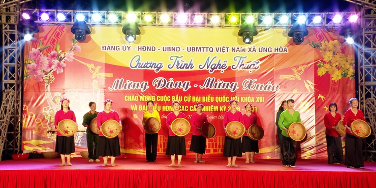 SÔI NỔI CHƯƠNG TRÌNH VĂN NGHỆ “MỪNG ĐẢNG – MỪNG XUÂN” CHÀO MỪNG CUỘC BẦU CỬ ĐẠI BIỂU QUỐC HỘI KHÓA XVI VÀ HĐND CÁC CẤP NHIỆM KỲ 2026–2031.- Ảnh 12.