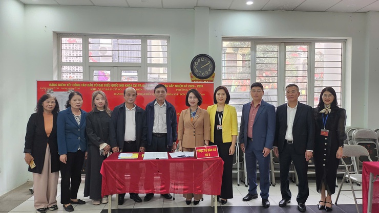 BAN THƯỜNG VỤ ĐẢNG ỦY PHƯỜNG BỒ ĐỀ THĂM, KIỂM TRA VÀ CHÚC TẾT TẠI 38 KHU VỰC BỎ PHIẾU BẦU CỬ- Ảnh 12.