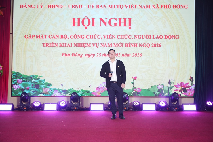 Xã Phù Đổng tổ chức hội nghị gặp mặt cán bộ, công chức, viên chức, người lao động và triển khai nhiệm vụ năm 2026- Ảnh 5.