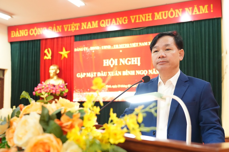 Đảng ủy - HĐND - UBND - UBMTTQ xã gặp mặt cán bộ, công chức, viên chức, người lao động đầu Xuân Bính Ngọ 2026- Ảnh 3.