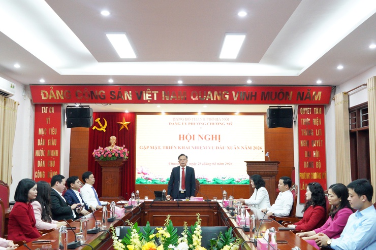 Đảng uỷ phường Chương Mỹ gặp mặt đầu xuân, triển khai nhiệm vụ trọng tâm sau kỳ nghỉ Tết Nguyên đán 2026- Ảnh 1.
