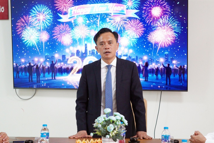 Đồng chí Bí thư Đảng ủy phường Chương Mỹ - Phí Minh Hải đến thăm, động viên sản xuất, kinh doanh tại Công ty Cổ phần Tập đoàn Đại Đoàn Gia- Ảnh 7.