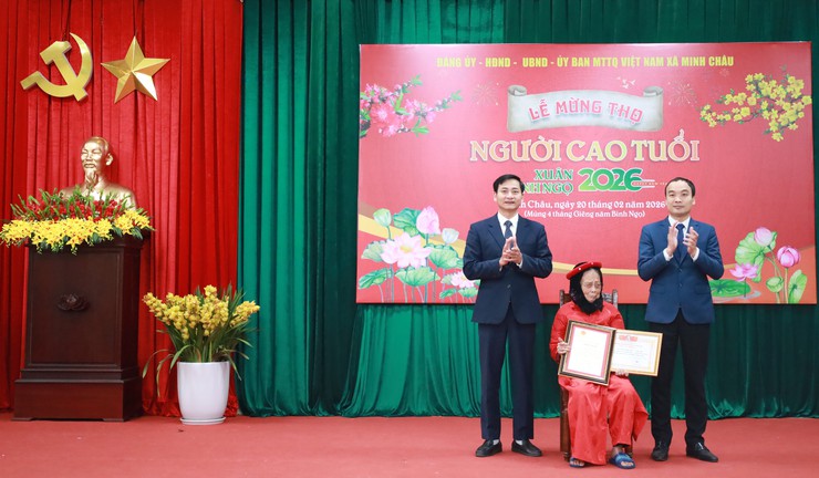 Xã Minh Châu mừng thọ người cao tuổi dịp xuân Bính Ngọ 2026.- Ảnh 2.
