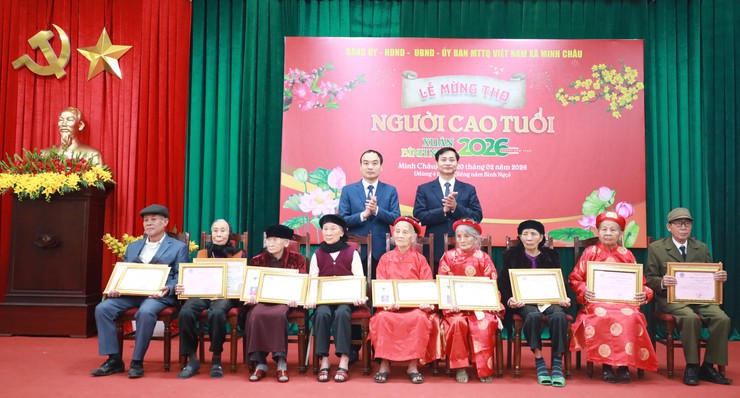 Xã Minh Châu mừng thọ người cao tuổi dịp xuân Bính Ngọ 2026.- Ảnh 3.