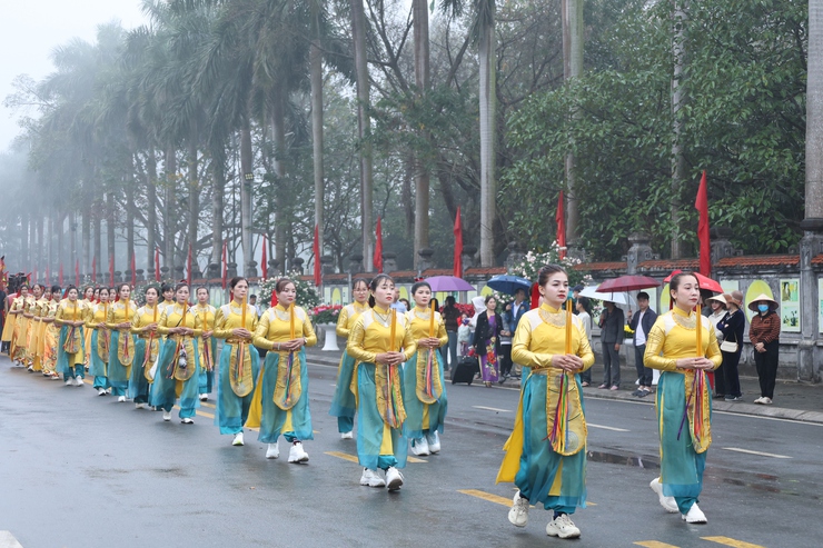 Phó Chủ tịch nước Võ Thị Ánh Xuân dự khai hội Đền Hai Bà Trưng Xuân Bính Ngọ 2026- Ảnh 14.