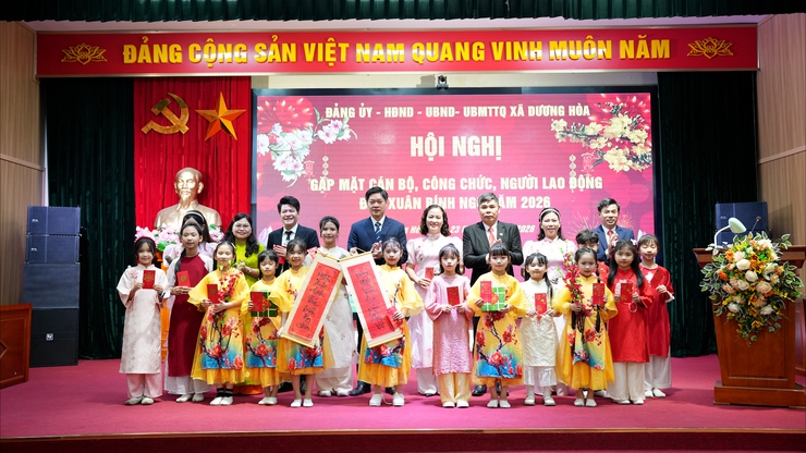 Xã Dương Hoà tổ chức Hội nghị gặp mặt cán bộ, công chức, viên chức, người lao động đầu xuân Bính Ngọ năm 2026- Ảnh 6.