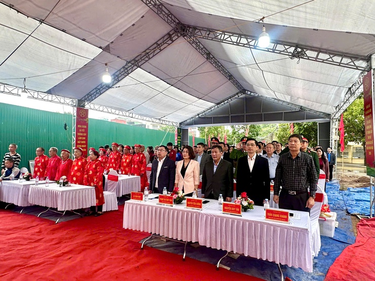 Xã Thanh Trì phát động Tết trồng cây “Đời đời nhớ ơn Bác Hồ” Xuân Bính Ngọ 2026
- Ảnh 3.