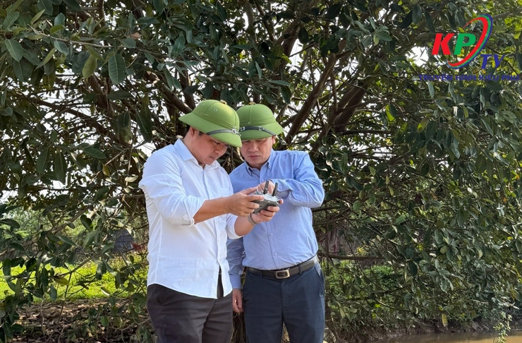 Phòng Kinh tế tiếp tục sử dụng flycam kiểm tra công tác sử dụng đất và trật tự xây dựng trên địa bàn- Ảnh 2.