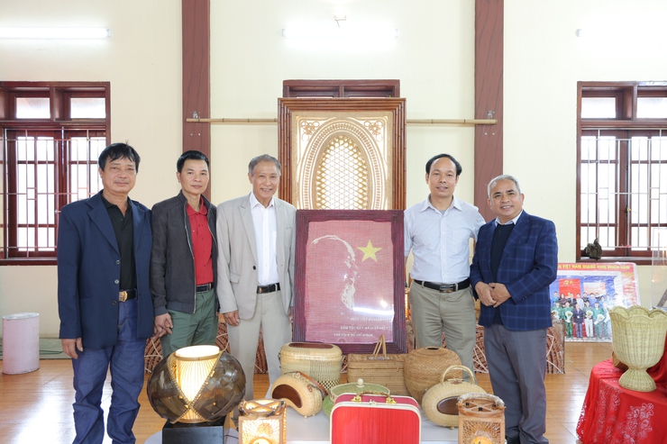 Phú Nghĩa tổ chức Triển lãm trưng bày sinh vật cảnh và sản phẩm làng nghề truyền thống- Ảnh 22.