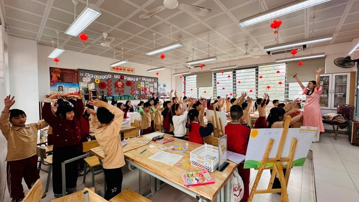 Vui sáng tạo cùng hình phẳng qua tiết học stem - Toán của lớp 2A2- Ảnh 1.