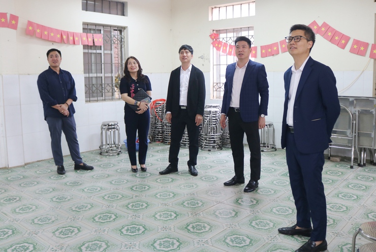 Đồng chí Nguyễn Hữu Sơn – Phó Chủ tịch UBND xã Quốc Oai kiểm tra cơ sở vật chất chuẩn bị cho công tác bầu cử Đại biểu Quốc hội và HĐND các cấp nhiệm kỳ 2026- Ảnh 9.