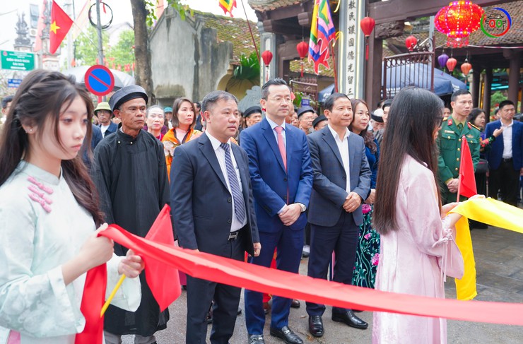 Xã Quốc Oai long trọng tổ chức Lễ đón nhận Bằng xếp hạng Di tích cấp tỉnh, thành phố Đình Sài Khê- Ảnh 14.