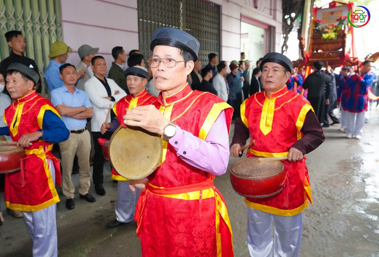 Xã Quốc Oai long trọng tổ chức Lễ đón nhận Bằng xếp hạng Di tích cấp tỉnh, thành phố Đình Sài Khê- Ảnh 16.