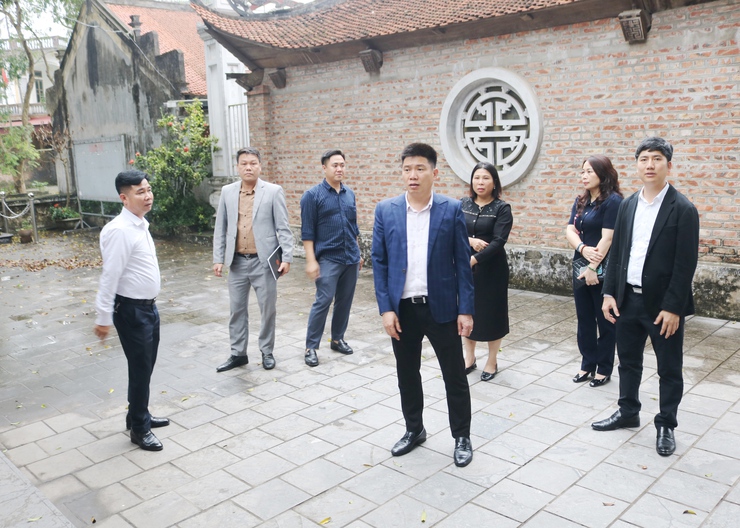 Đồng chí Nguyễn Hữu Sơn – Phó Chủ tịch UBND xã Quốc Oai kiểm tra cơ sở vật chất chuẩn bị cho công tác bầu cử Đại biểu Quốc hội và HĐND các cấp nhiệm kỳ 2026- Ảnh 16.