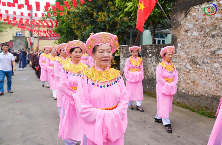 Xã Quốc Oai long trọng tổ chức Lễ đón nhận Bằng xếp hạng Di tích cấp tỉnh, thành phố Đình Sài Khê- Ảnh 21.