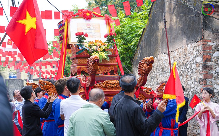 Xã Quốc Oai long trọng tổ chức Lễ đón nhận Bằng xếp hạng Di tích cấp tỉnh, thành phố Đình Sài Khê- Ảnh 22.