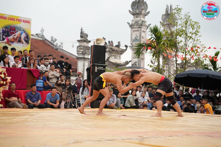 SÔI NỔI NGÀY BẾ MẠC HỘI VẬT XUÂN LÀNG PHÚ HẠNG NĂM 2026- Ảnh 2.