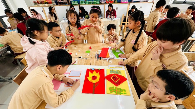 Vui sáng tạo cùng hình phẳng qua tiết học stem - Toán của lớp 2A2- Ảnh 4.