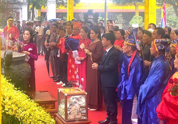 Lễ Hội Truyền Thống Đình Làng Yên Ninh: Nét Đẹp Văn Hóa Đầu Xuân- Ảnh 2.