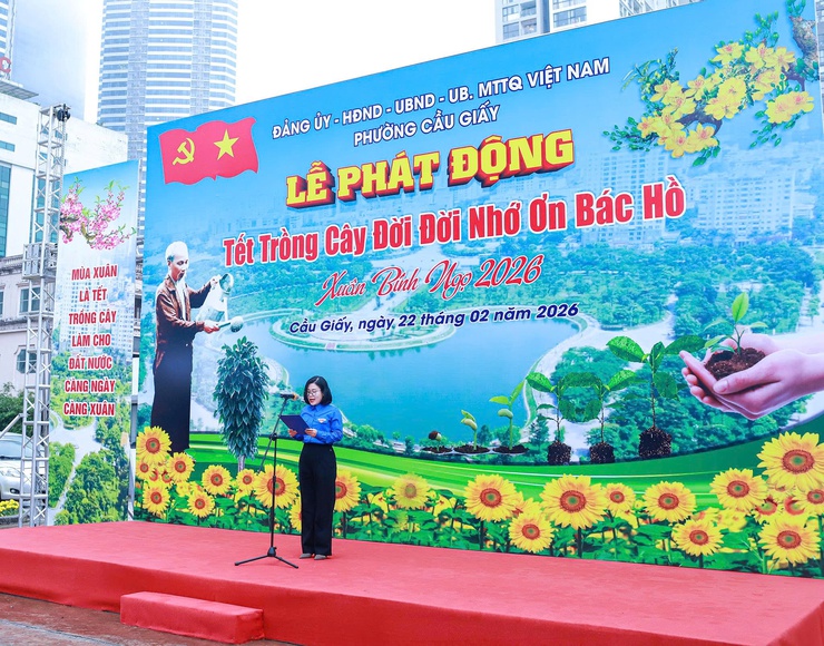 CẦU GIẤY: PHÁT ĐỘNG TẾT TRỒNG CÂY, CHUNG TAY KIẾN TẠO ĐÔ THỊ XANH BỀN VỮNG- Ảnh 5.