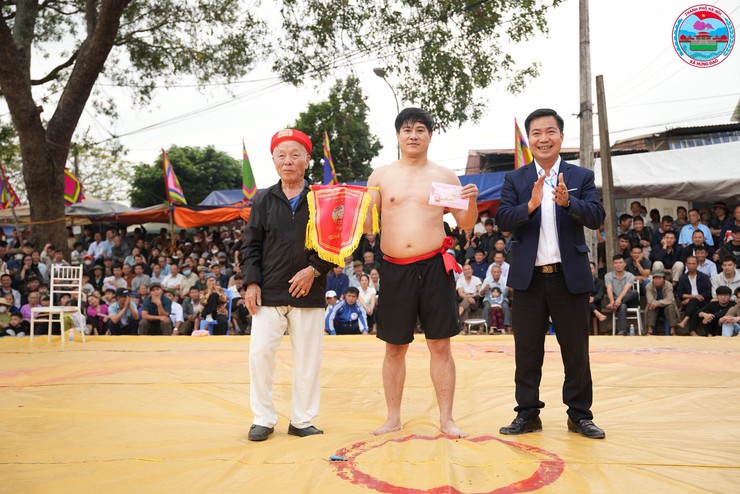 SÔI NỔI NGÀY BẾ MẠC HỘI VẬT XUÂN LÀNG PHÚ HẠNG NĂM 2026- Ảnh 6.