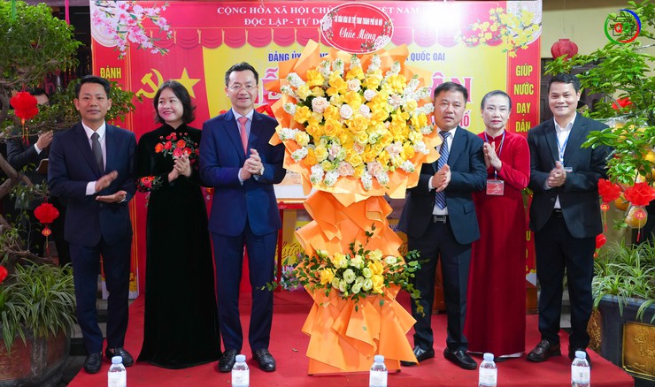 Xã Quốc Oai long trọng tổ chức Lễ đón nhận Bằng xếp hạng Di tích cấp tỉnh, thành phố Đình Sài Khê- Ảnh 6.